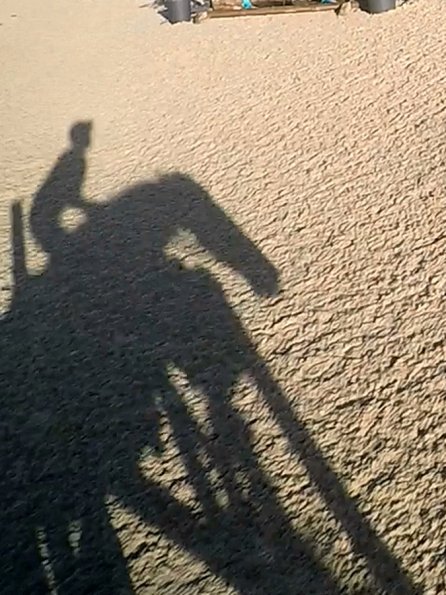 Lance jumping shadow