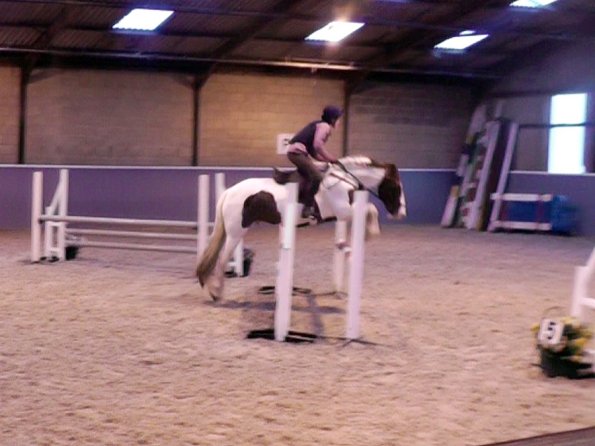Lance jumping indoors (2)