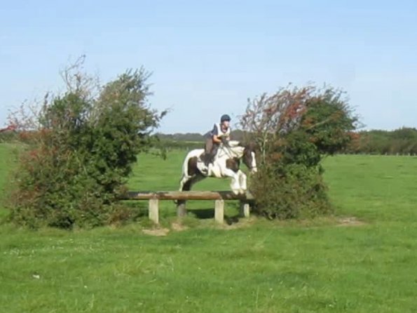 Lance Glynde jumping (3)