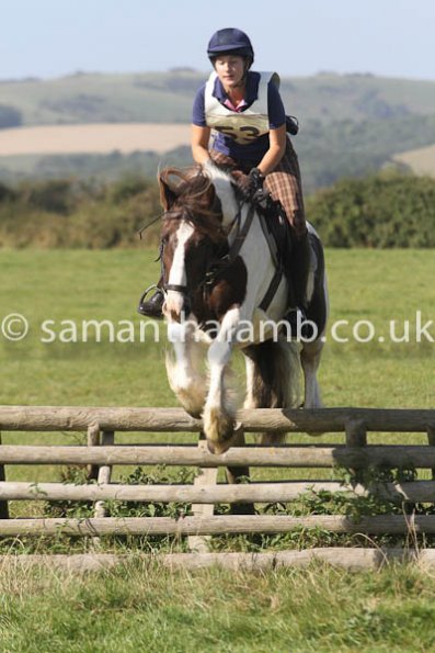 Lance Glynde jumping (4)