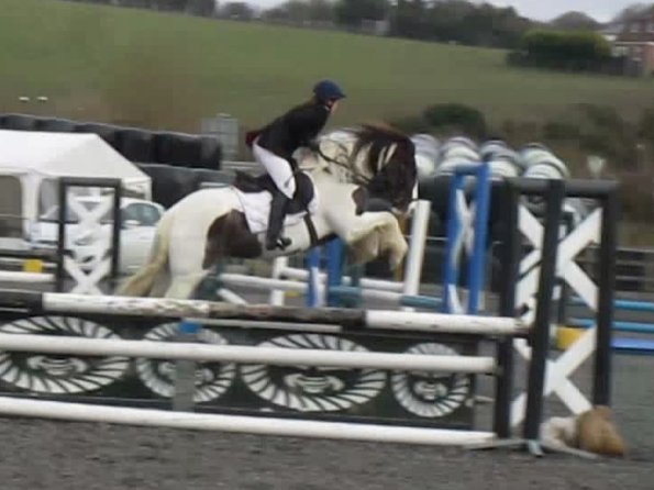 Lance and Anna jumping (4)